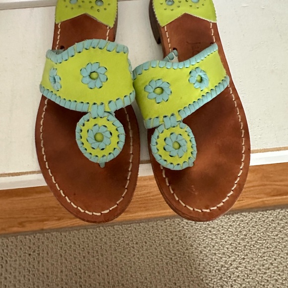 JACK ROGERS RARE COLOR Size 6 - Picture 4 of 7